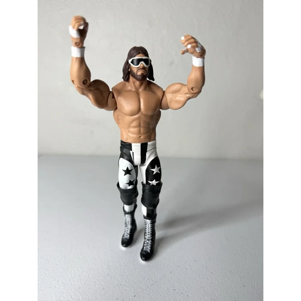 2011 WWE  Mattel Elite Black &White Macho Man Randy Savage Figure